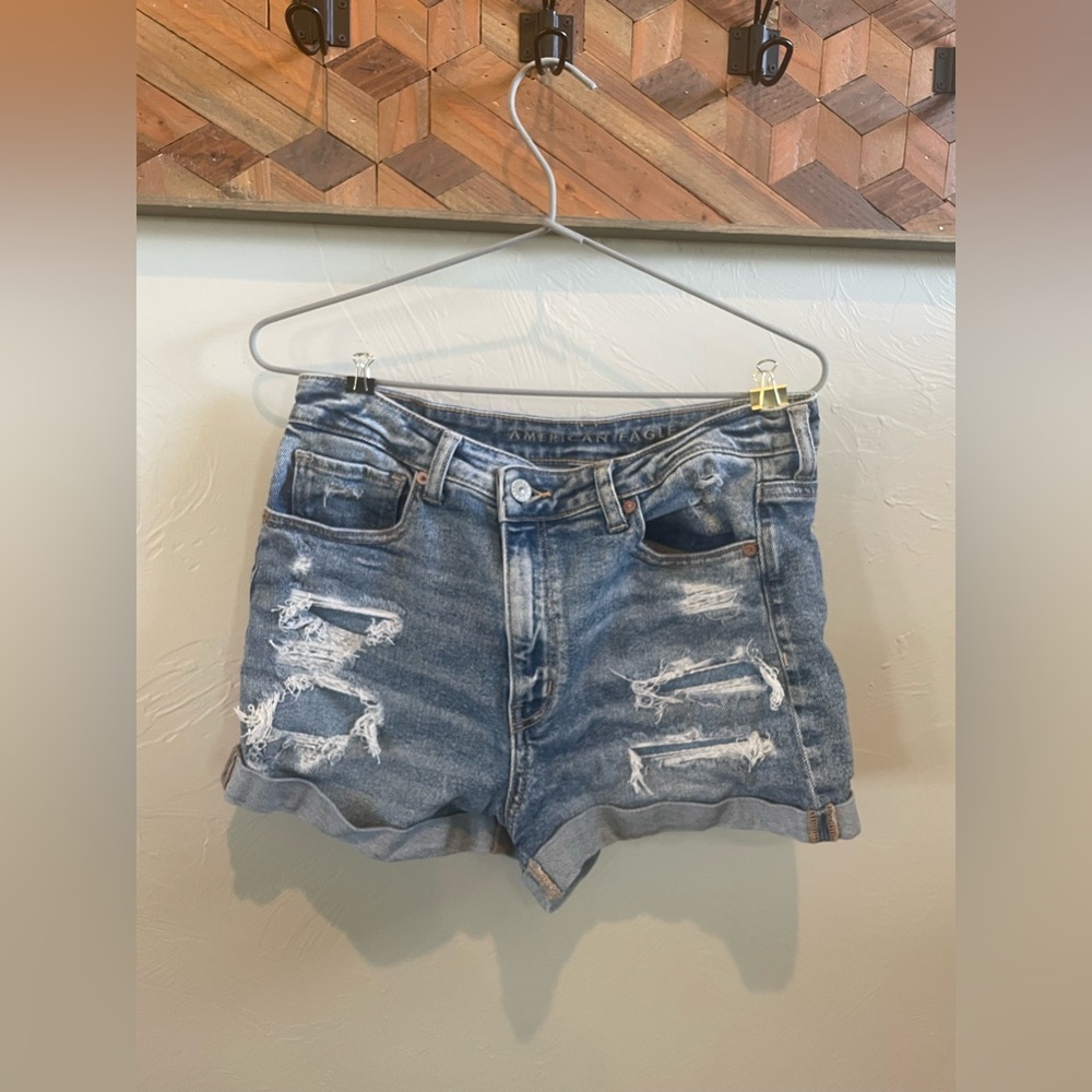 American eagle mom shorts